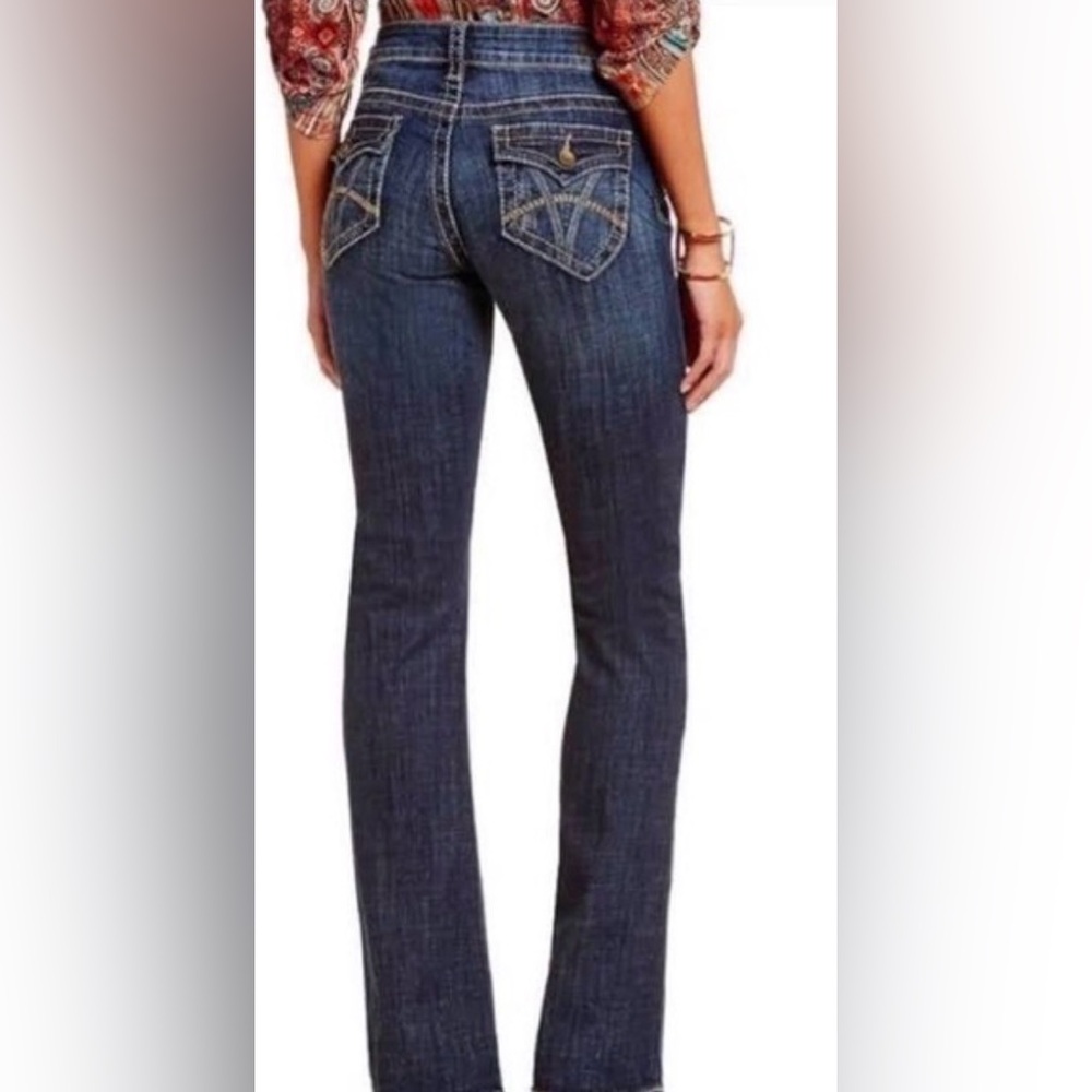Kut from the Kloth Natalie Bootcut Jeans. Size 10 - Picture 2 of 10